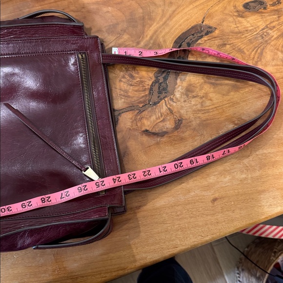 Hobo Burgundy Leather Tote Bag - Picture 9 of 9